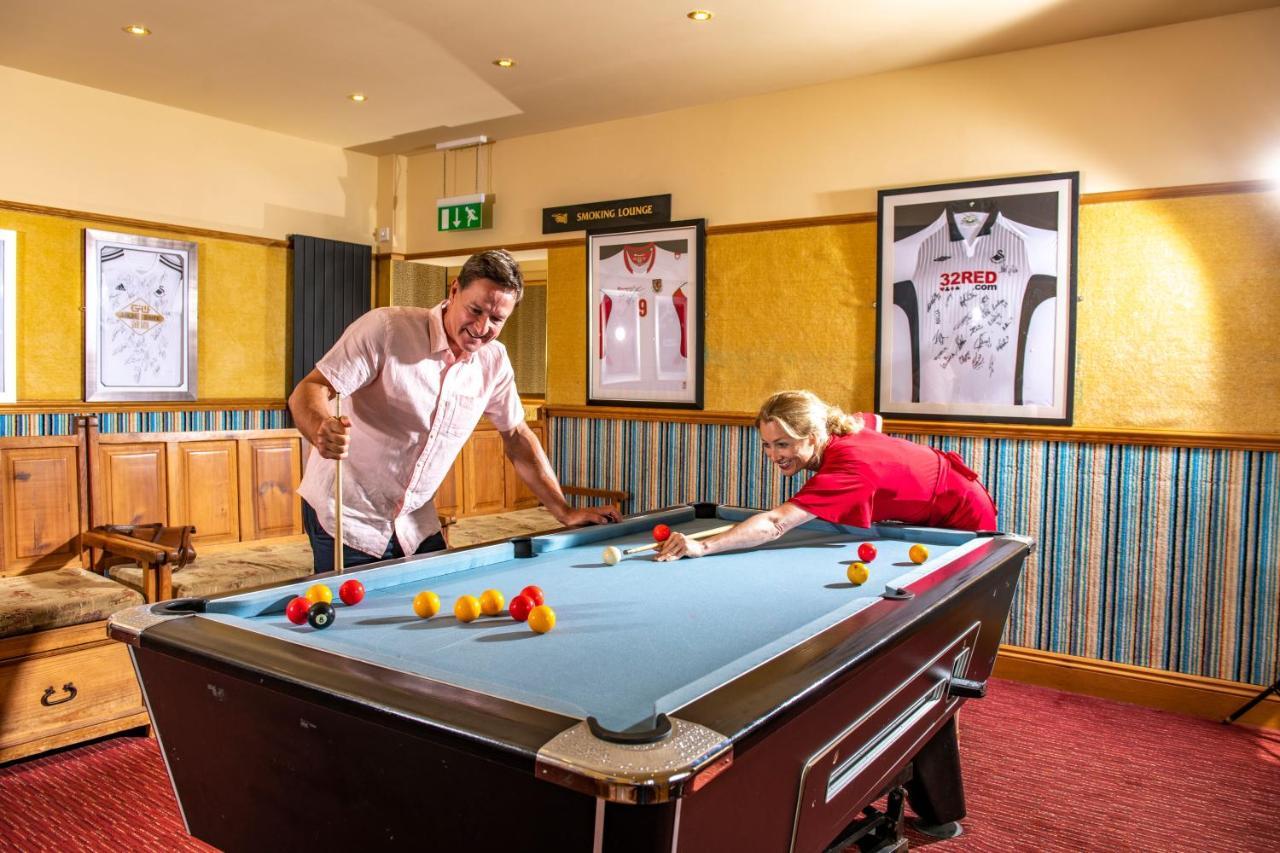 Llanrhidian Holiday Park Llanmorlais Екстериор снимка