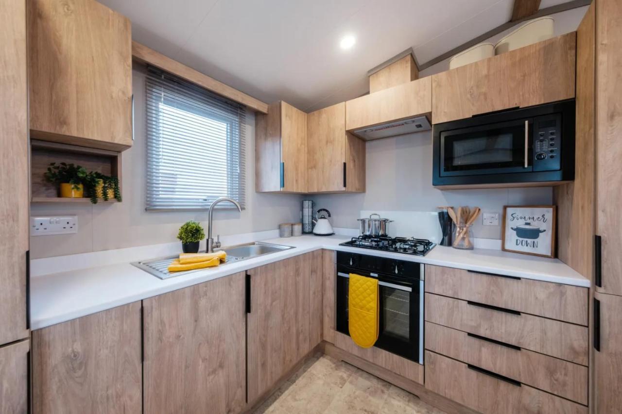 Llanrhidian Holiday Park Llanmorlais Екстериор снимка